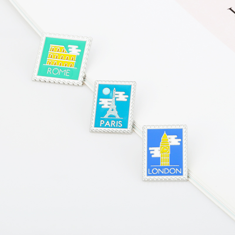 Fancy Album Alloy Badge Backpa - Travel Accessories London recension och pris