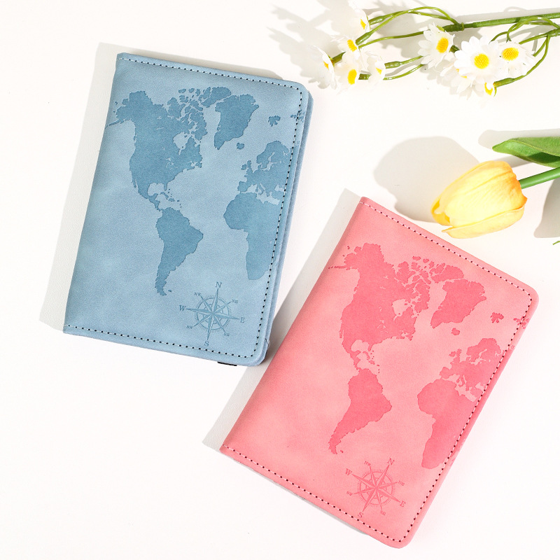 New Map Printed Passport Holde - Qantas Travel Accessories recension och pris