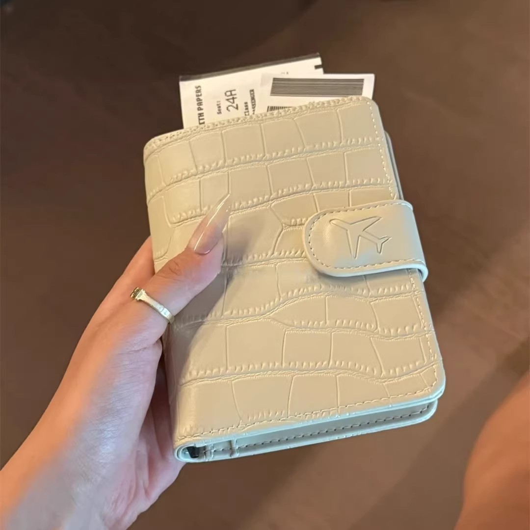 PU Leather Passport Cover for  - Travel Accessories In Bulk recension och pris