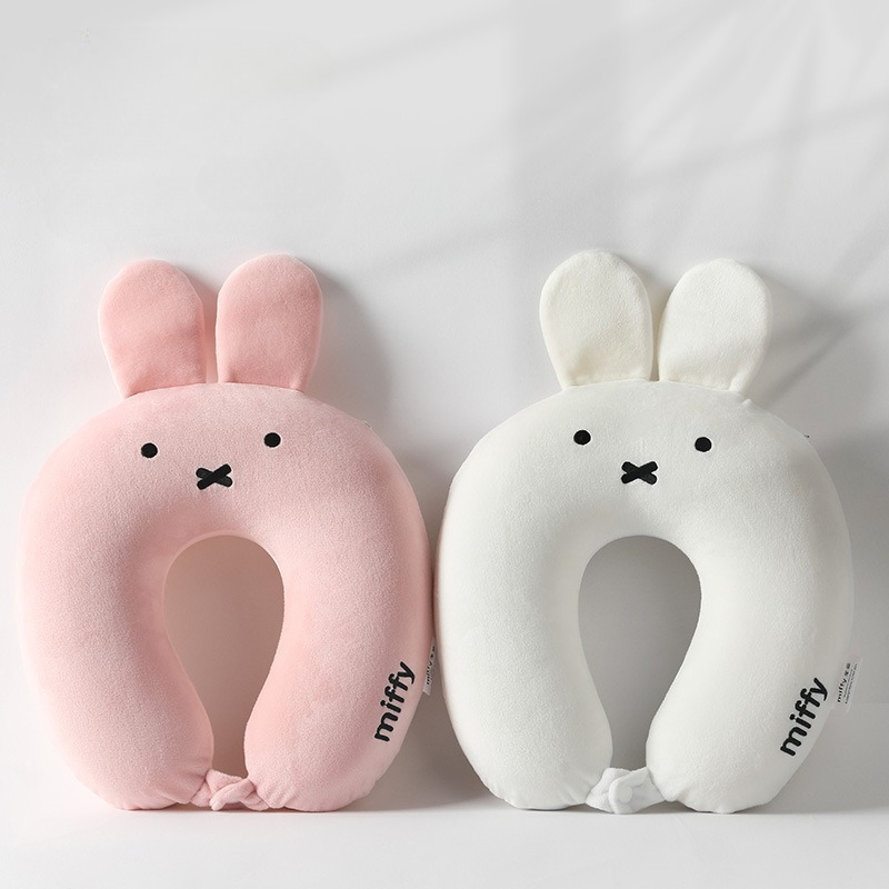 Cute Hot Anime Miffy Rabbit Ea - Neck Pillow Memory Foam recension och pris