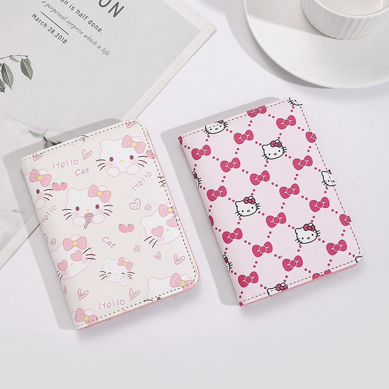 Hello Kitty Women Passport Cov - Qantas Travel Accessories recension och pris